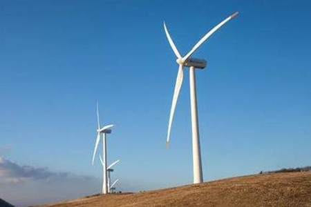 大型風力發(fā)電機一圈發(fā)幾度電？看完后真的漲知識！