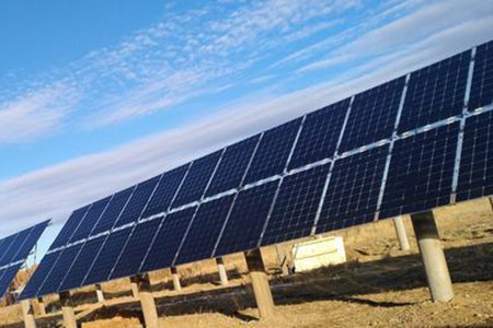 實現光伏發(fā)電技術新突破需要多方研究和創(chuàng)新！