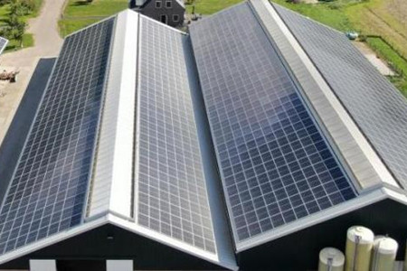 光伏發(fā)電站選并網(wǎng)還是離網(wǎng)？需不需要蓄電池？