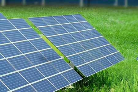 如何正確維護(hù)太陽能光伏發(fā)電電池板？